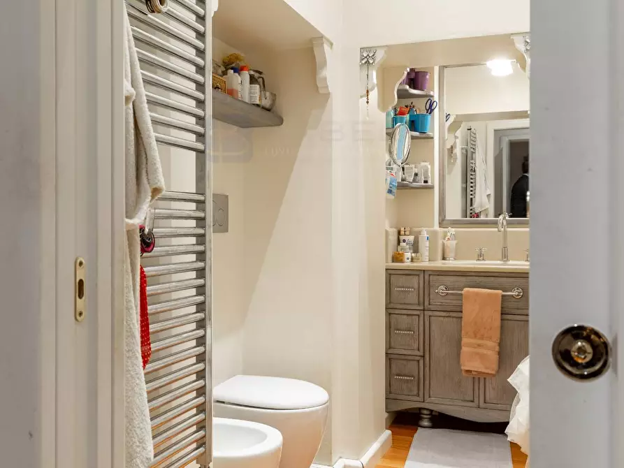 Immagine 30 di Appartamento in vendita  in Via Torino a Roma