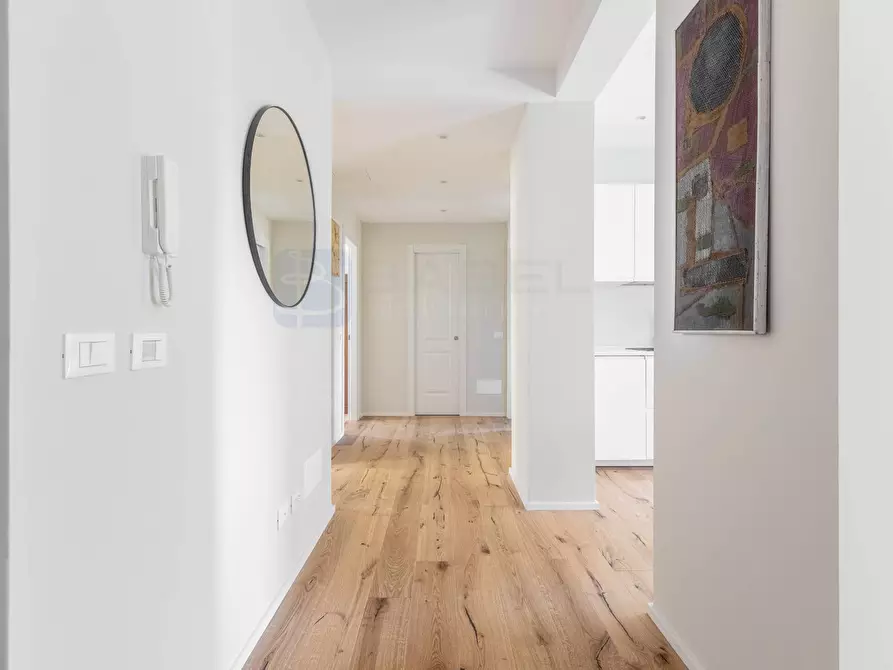 Immagine 25 di Appartamento in affitto  in Piazza Della Radio a Roma