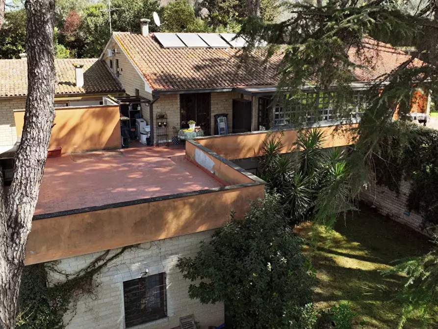 Immagine 9 di Appartamento in vendita  in Via di Grottarossa a Roma