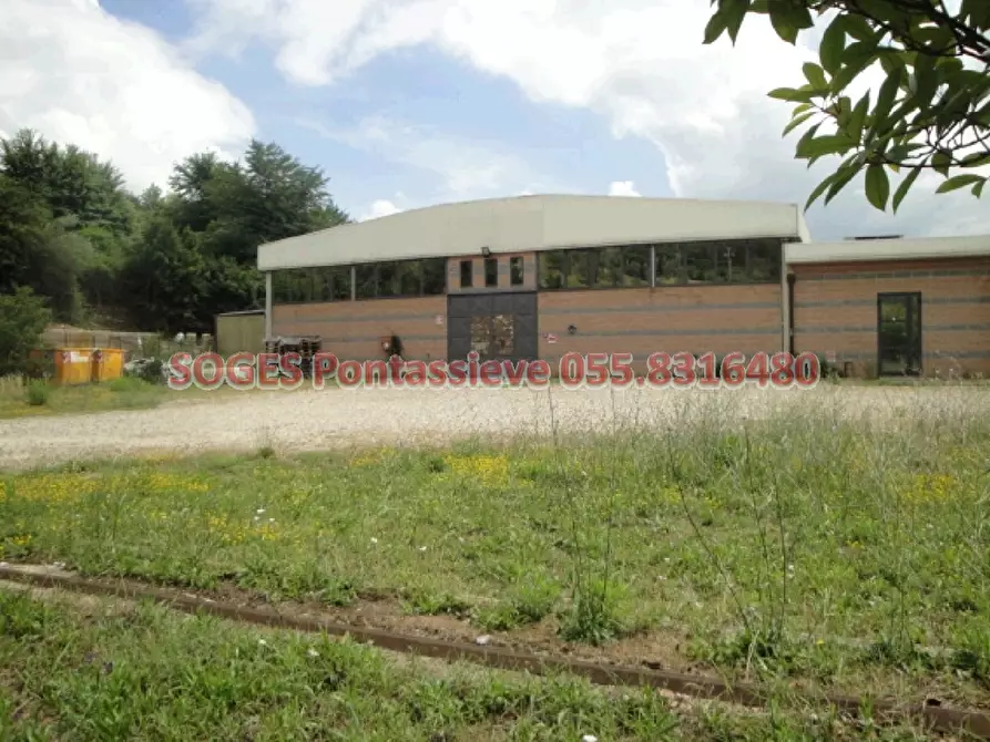 Immagine 7 di Locale commerciale in vendita  in PALAGIPONTASSIEVEFI a Pontassieve