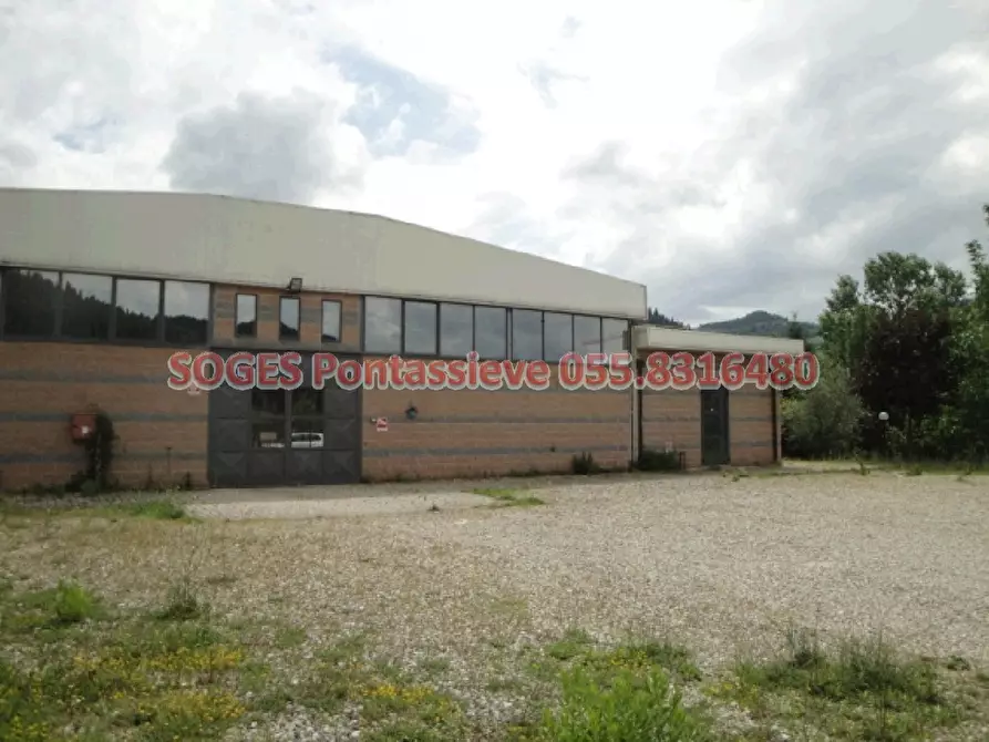 Immagine 3 di Locale commerciale in vendita  in PALAGIPONTASSIEVEFI a Pontassieve