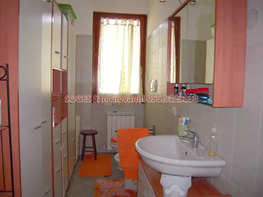 Immagine 10 di Villetta a schiera in vendita  in Via Falcone a Bucine