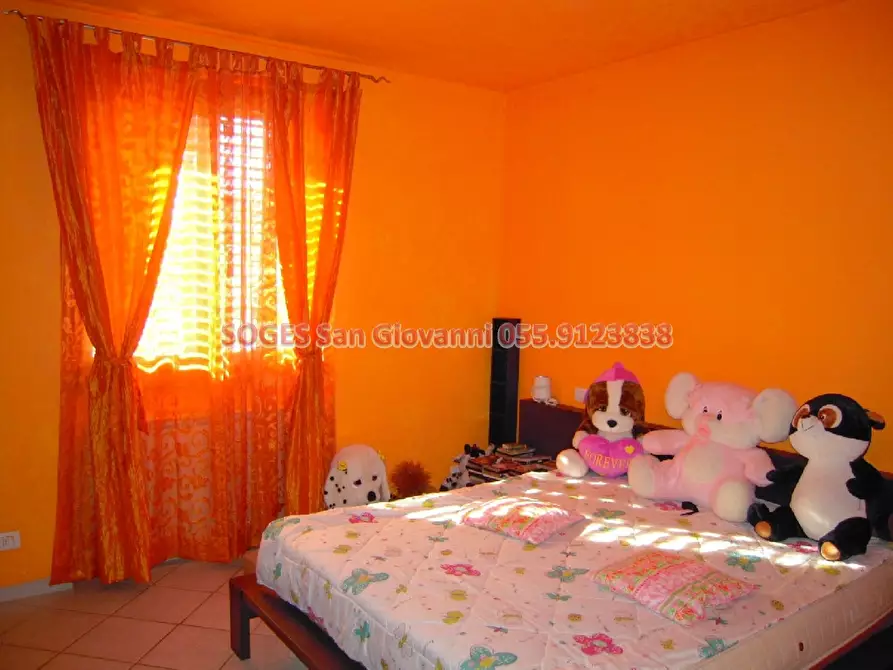 Immagine 12 di Villetta a schiera in vendita  in Via Falcone a Bucine