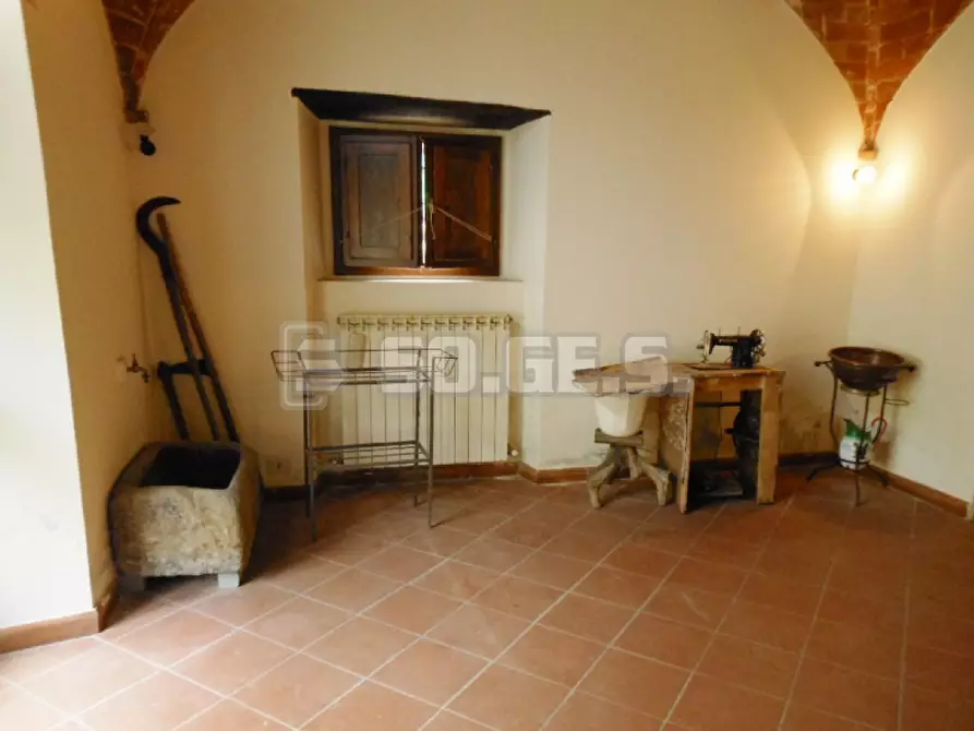 Immagine 6 di Appartamento in vendita  in Via di Moncioni a Montevarchi