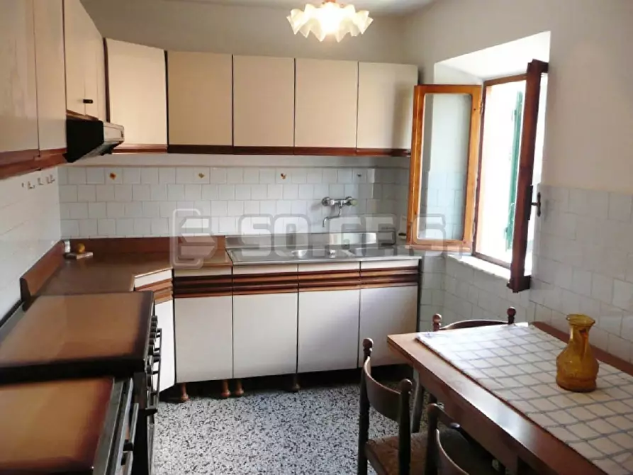 Immagine 4 di Appartamento in vendita  in Via di Moncioni a Montevarchi