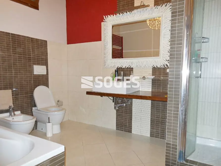 Immagine 11 di Appartamento in vendita  in Via Bellini a Montevarchi