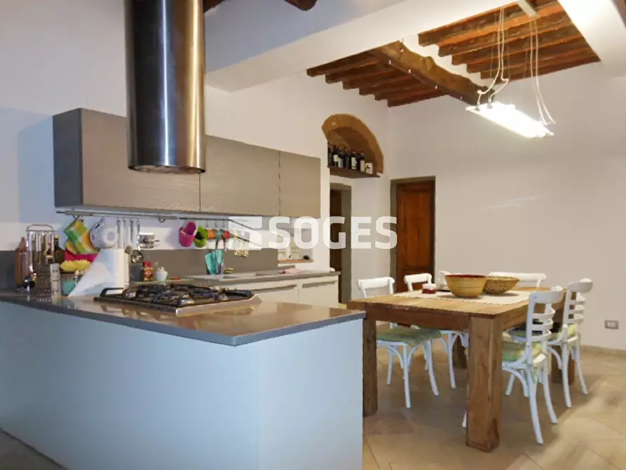 Immagine 6 di Appartamento in vendita  in Via Bellini a Montevarchi