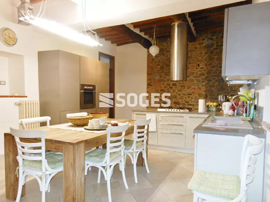 Immagine 5 di Appartamento in vendita  in Via Bellini a Montevarchi