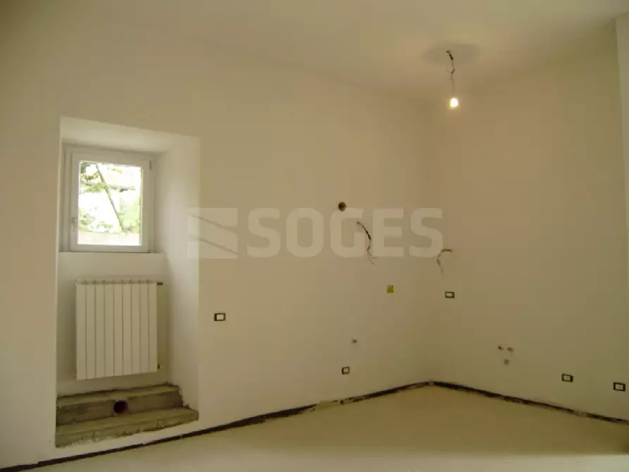 Immagine 4 di Appartamento in vendita  in VIA ALESSANDRO MANZONI a Reggello