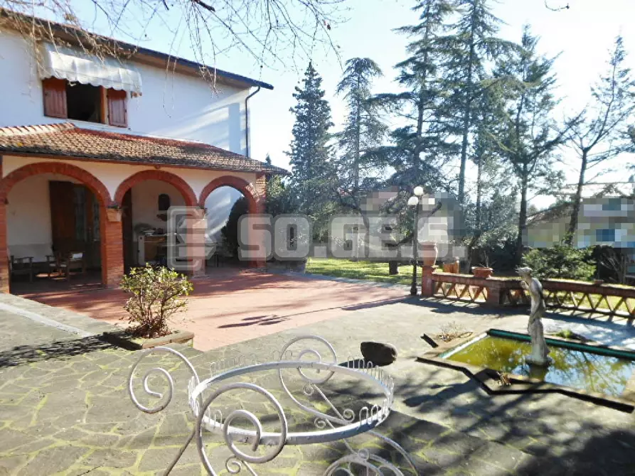 Immagine 2 di Villa in vendita  in Via Siena a Loro Ciuffenna