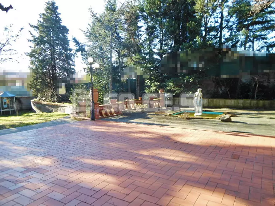 Immagine 3 di Villa in vendita  in Via Siena a Loro Ciuffenna