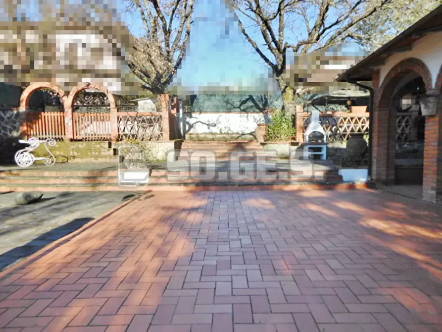 Immagine 4 di Villa in vendita  in Via Siena a Loro Ciuffenna