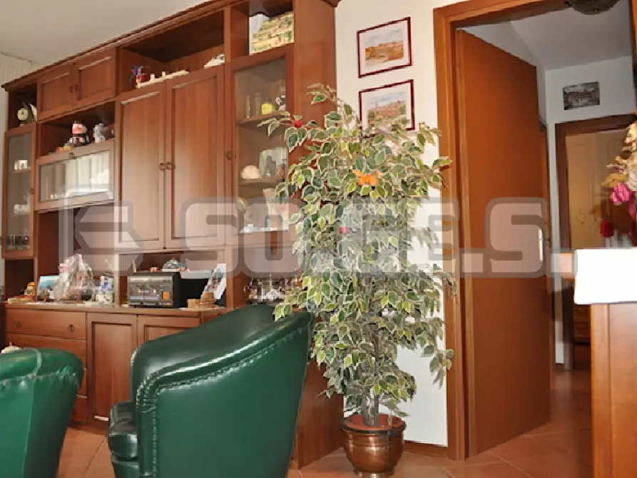 Immagine 2 di Appartamento in vendita  in LOCALITà CONTEA a Rufina