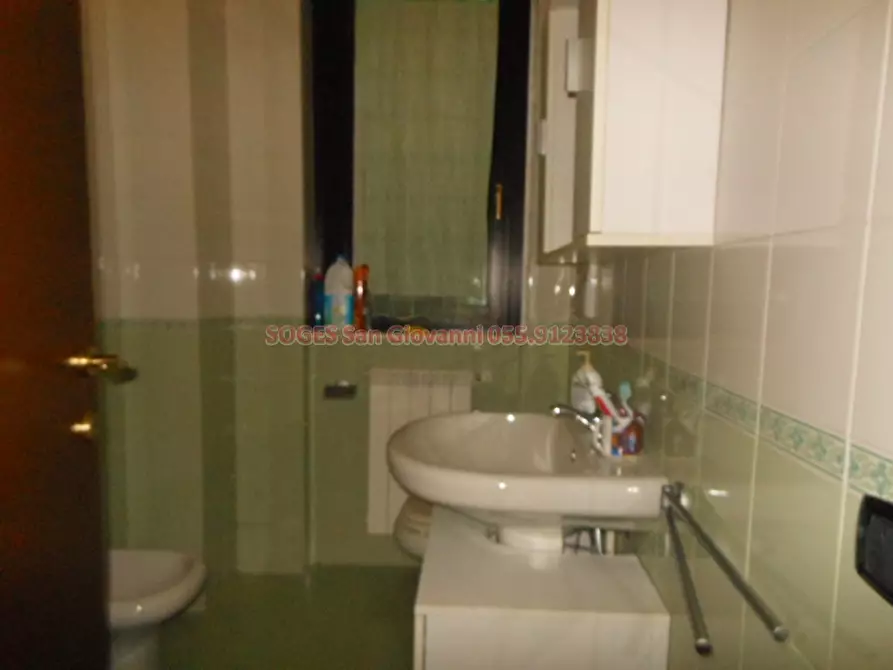 Immagine 8 di Appartamento in vendita  in Via Filippo Turati a Cavriglia