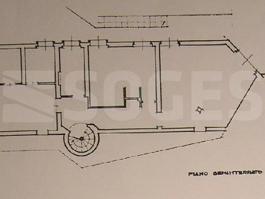 Immagine 21 di Villa in vendita  in VIA GIOVANNI MILTON a Reggello
