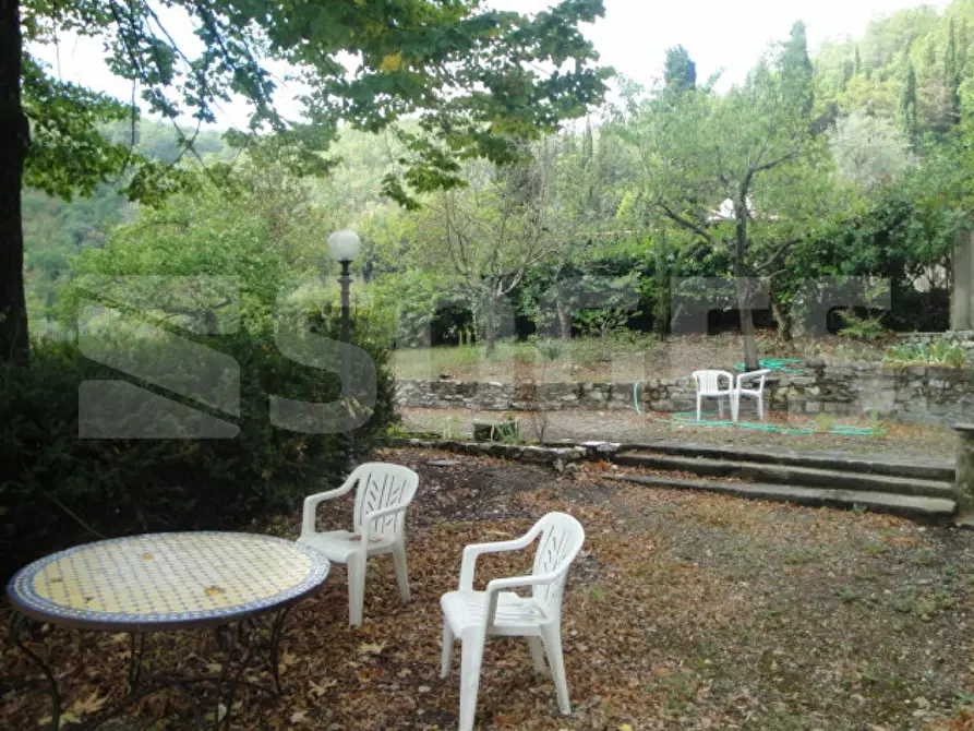 Immagine 11 di Villa in vendita  a Pontassieve
