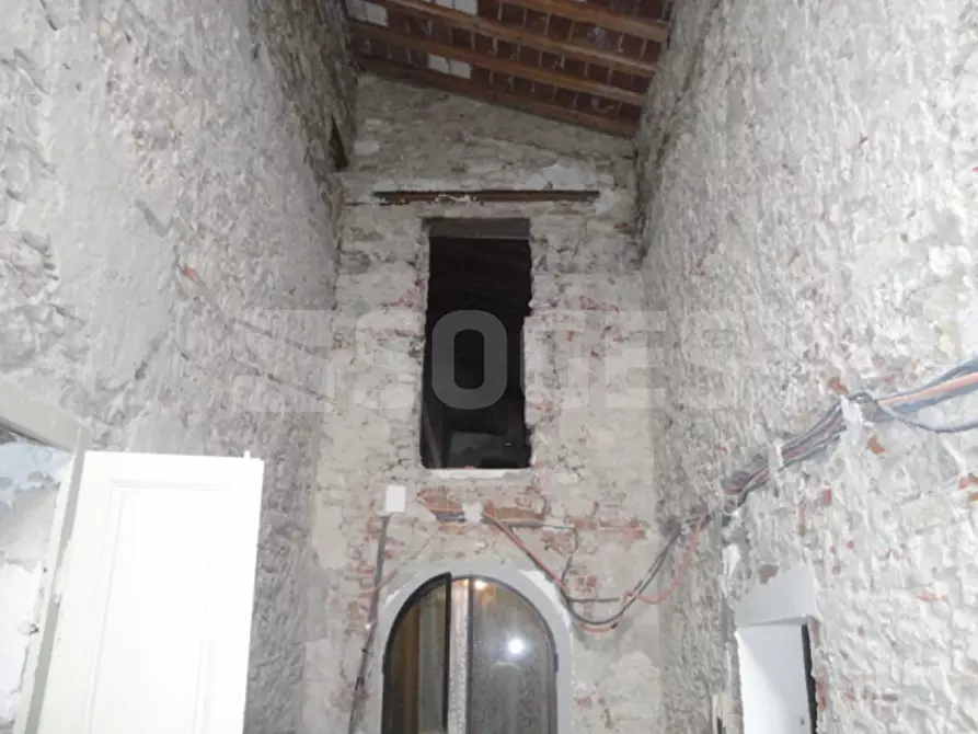 Immagine 11 di Villa in vendita  a Pontassieve