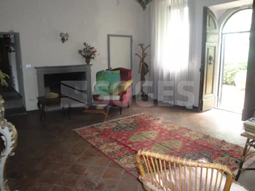 Immagine 6 di Villa in vendita  a Pontassieve