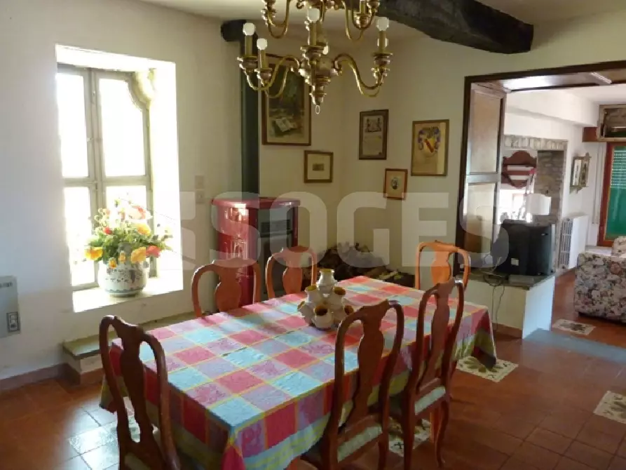 Immagine 5 di Camera in vendita  a Rufina