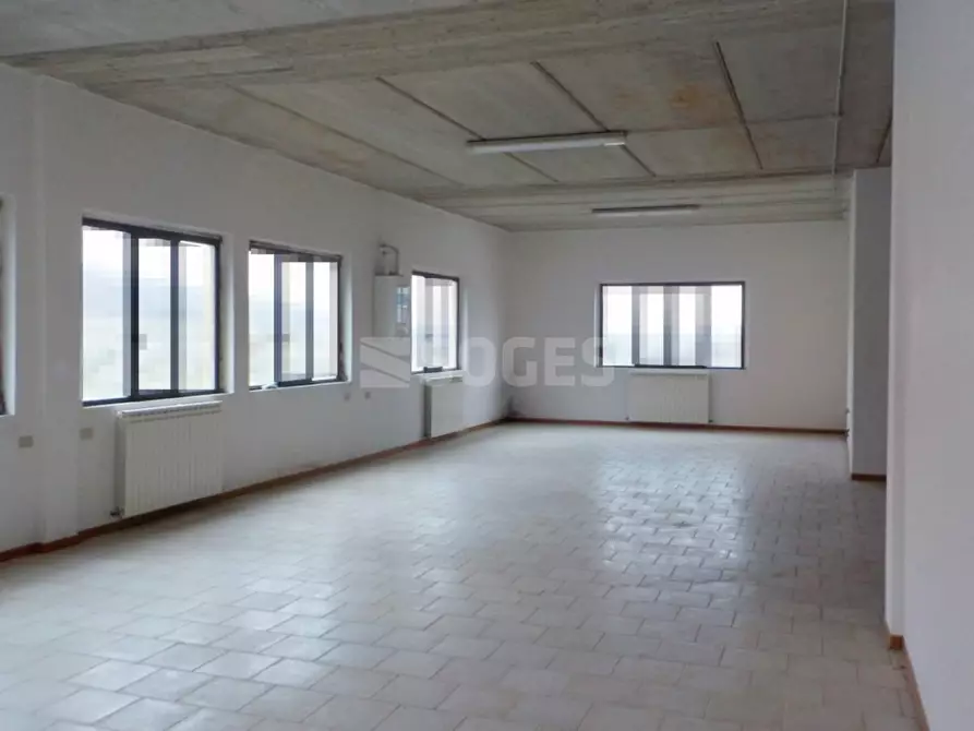 Immagine 7 di Villa in vendita  in Via Gioacchino Rossini a Loro Ciuffenna