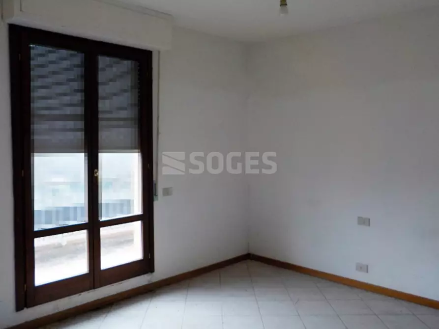 Immagine 11 di Villa in vendita  in Via Gioacchino Rossini a Loro Ciuffenna