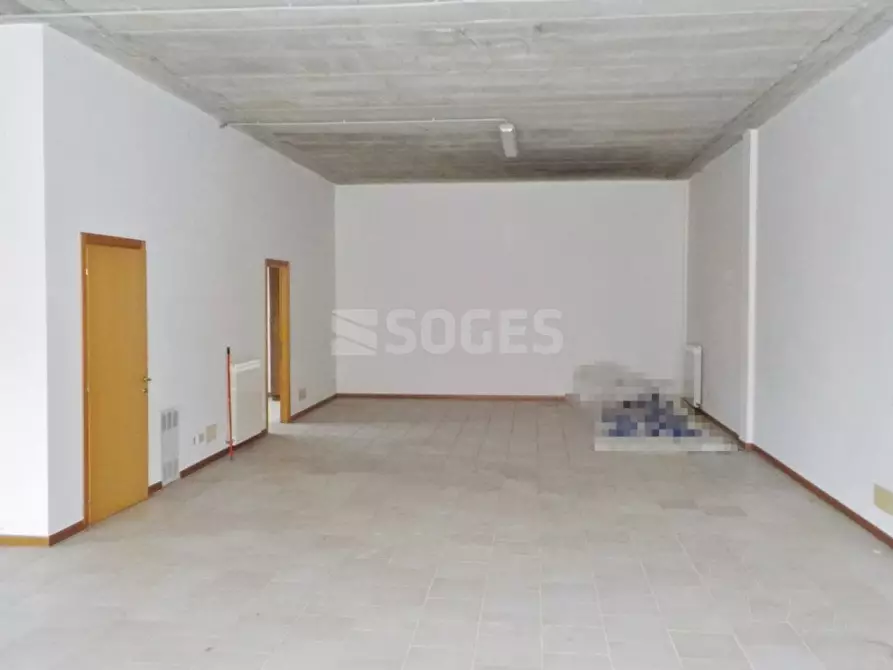 Immagine 4 di Villa in vendita  in Via Gioacchino Rossini a Loro Ciuffenna