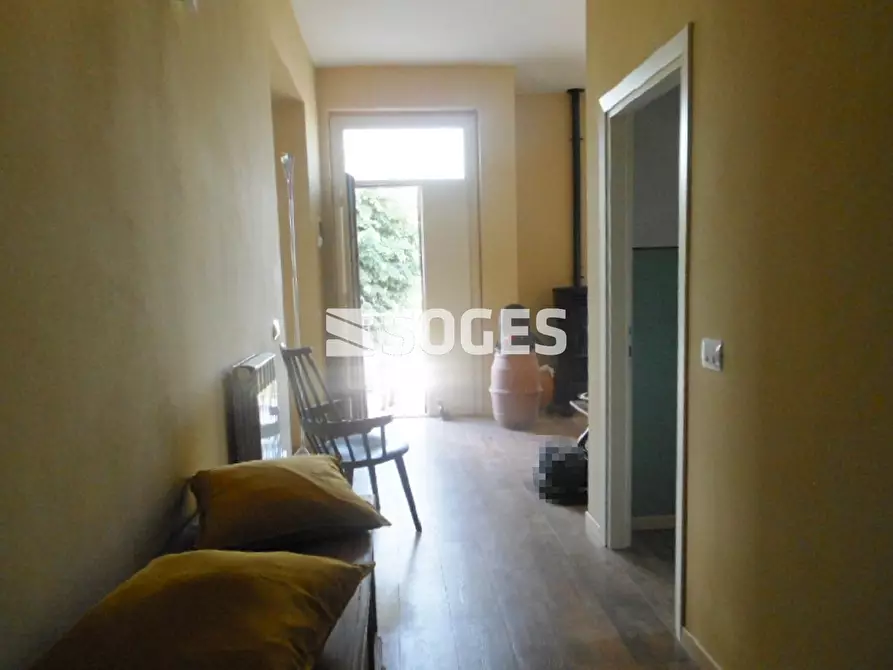 Immagine 10 di Camera in vendita  a Bucine