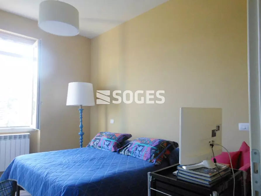 Immagine 6 di Camera in vendita  a Bucine