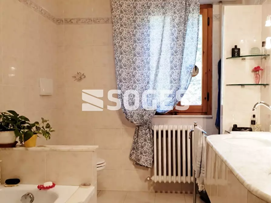 Immagine 9 di Casa indipendente in vendita  in Via di Loccano a Montevarchi