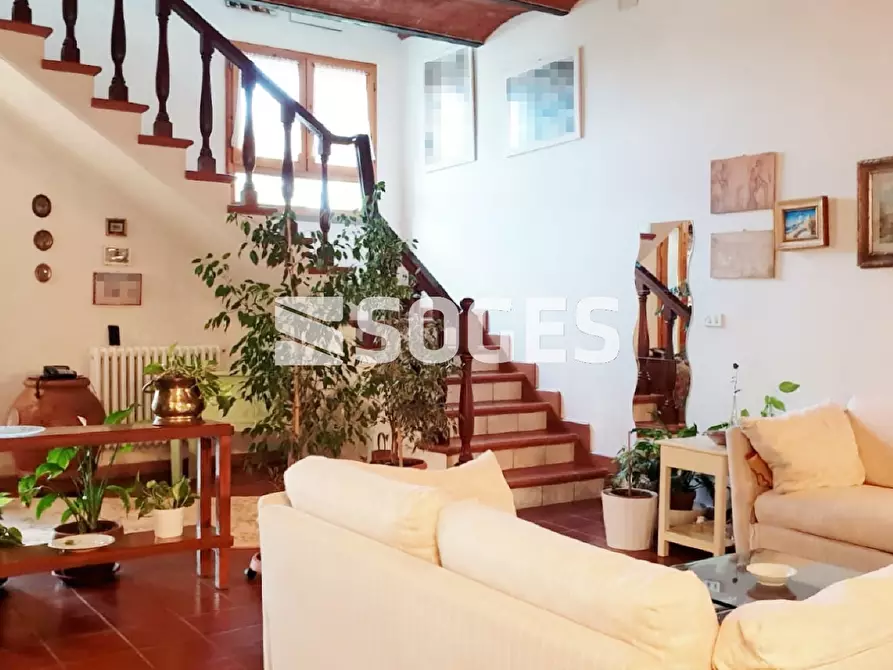 Immagine 2 di Casa indipendente in vendita  in Via di Loccano a Montevarchi