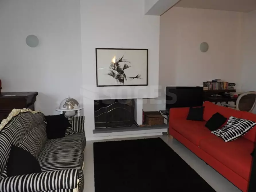 Immagine 9 di Villa in vendita  in COLLINE a Pontassieve