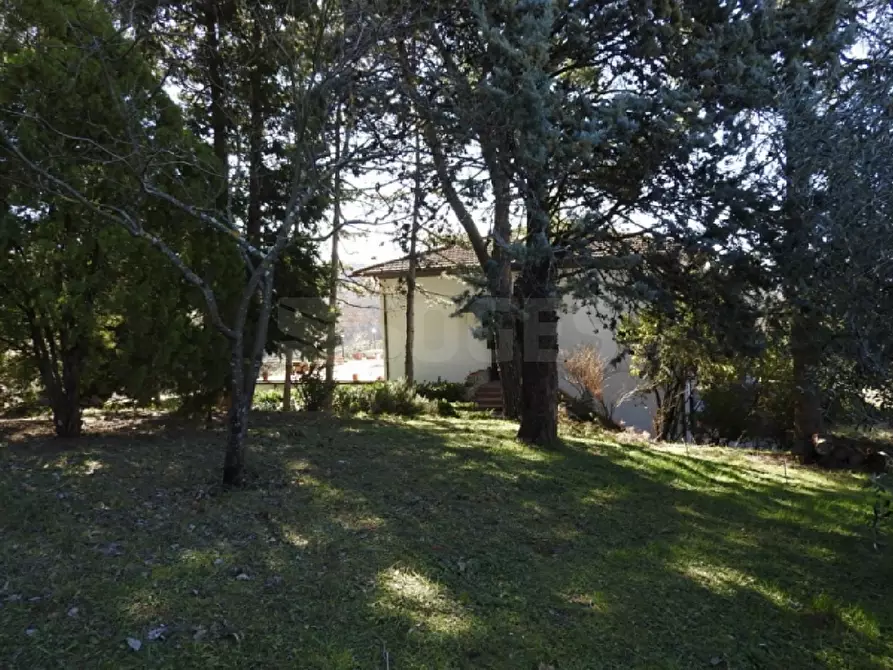 Immagine 18 di Villa in vendita  in COLLINE a Pontassieve