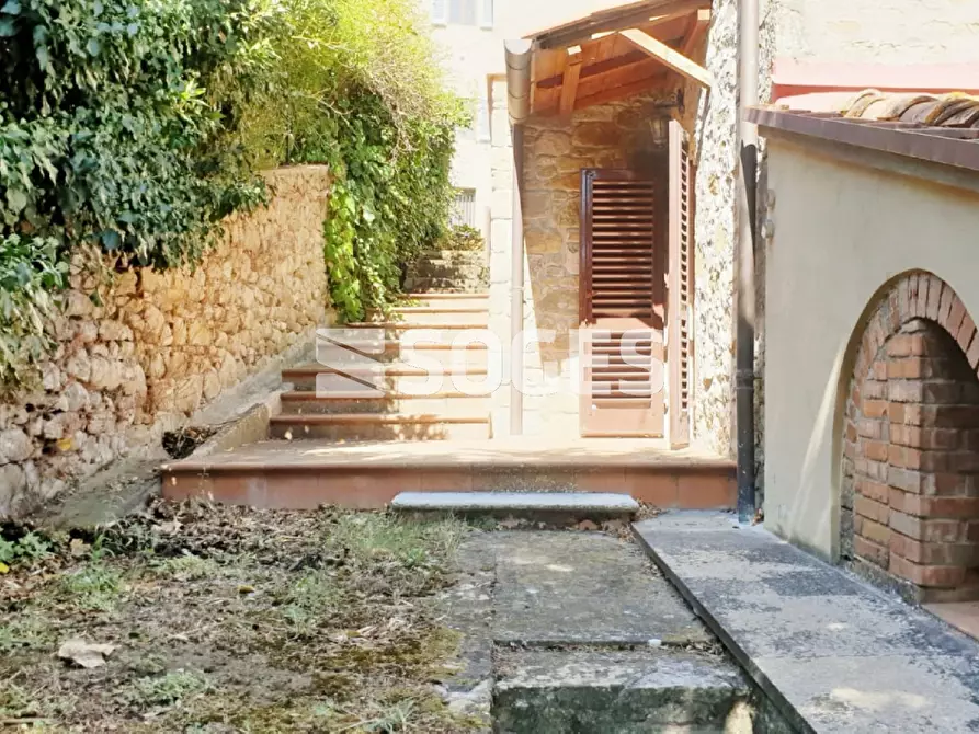 Immagine 13 di Appartamento in vendita  in via del Solatio a Montevarchi