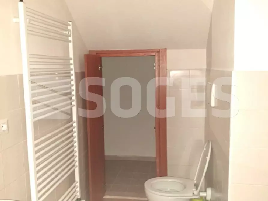 Immagine 24 di Appartamento in vendita  in via francesco petrarca a Reggello