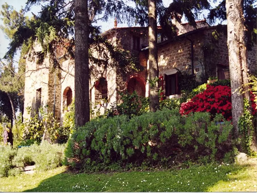 Immagine 2 di Villa in vendita  in Sp86 a Reggello