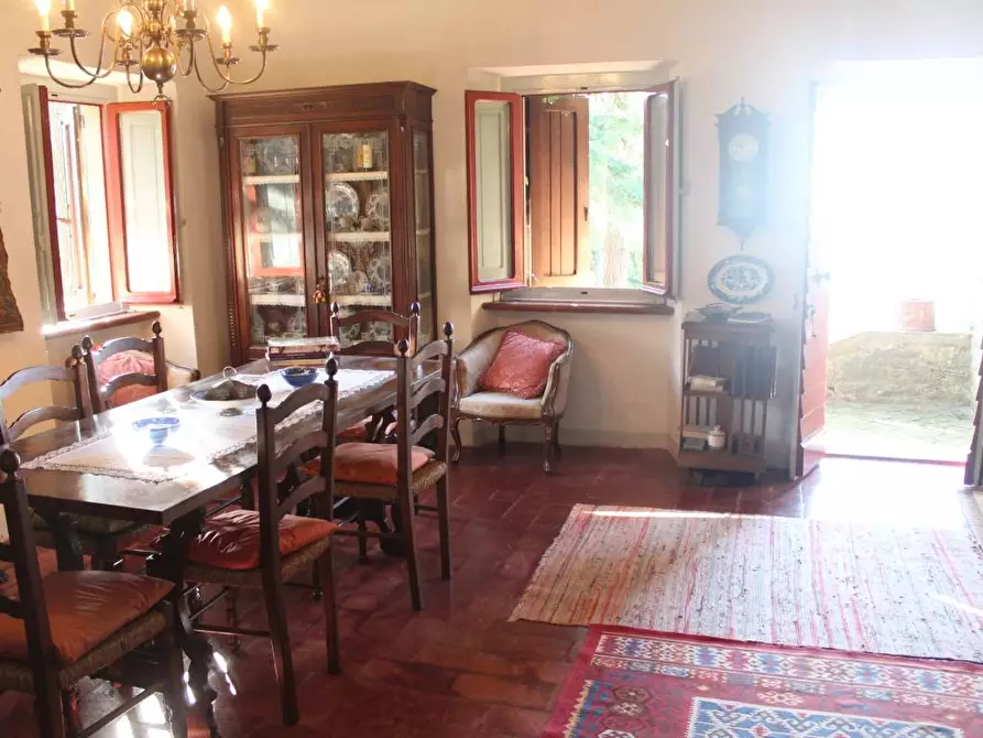 Immagine 7 di Villa in vendita  in Sp86 a Reggello