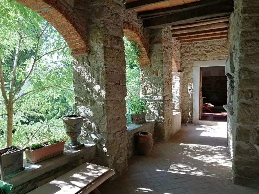 Immagine 6 di Villa in vendita  in Sp86 a Reggello