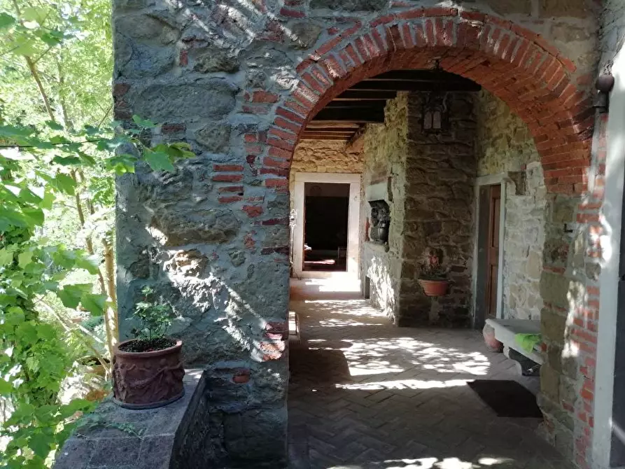 Immagine 5 di Villa in vendita  in Sp86 a Reggello