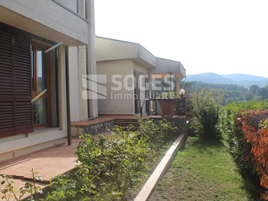 Immagine 5 di Villa in vendita  in Via XXV Aprile a Pontassieve