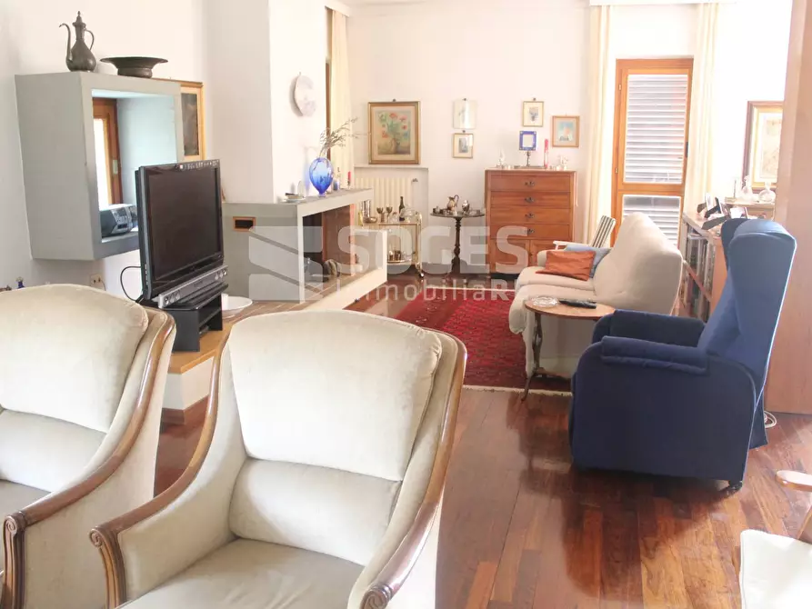 Immagine 9 di Villa in vendita  in Via XXV Aprile a Pontassieve