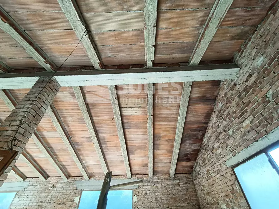 Immagine 21 di Casa indipendente in vendita  in Via di Loccano a Montevarchi