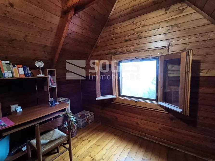 Immagine 28 di Villa in vendita  in Via di Montevarchi a Cavriglia