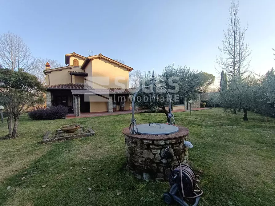 Immagine 30 di Villa in vendita  in via chiantigiana a Montevarchi