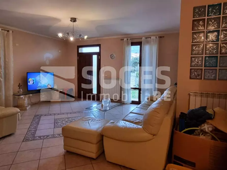 Immagine 4 di Appartamento in vendita  in Via Guglielmo Marconi a Loro Ciuffenna