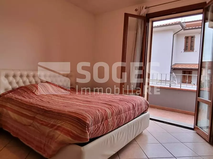 Immagine 6 di Appartamento in vendita  in Via Guglielmo Marconi a Loro Ciuffenna