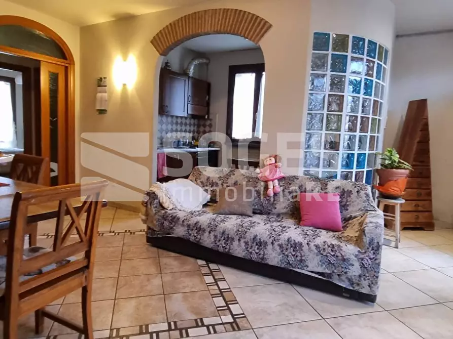 Immagine 10 di Appartamento in vendita  in Via Guglielmo Marconi a Loro Ciuffenna