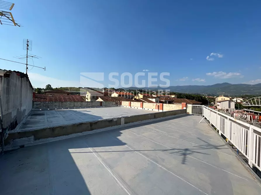 Immagine 16 di Appartamento in vendita  in viale europa a Terranuova Bracciolini