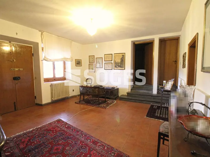 Immagine 8 di Palazzo in vendita  in Via G. Deledda a Cavriglia