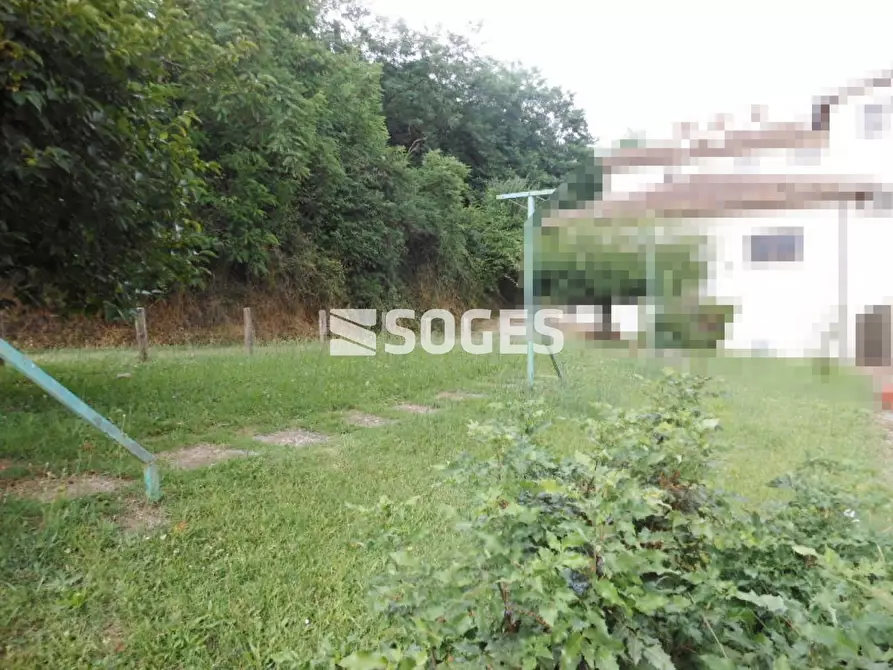 Immagine 16 di Palazzo in vendita  in Via G. Deledda a Cavriglia