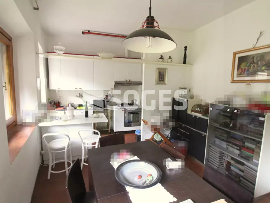 Immagine 3 di Palazzo in vendita  in Via G. Deledda a Cavriglia